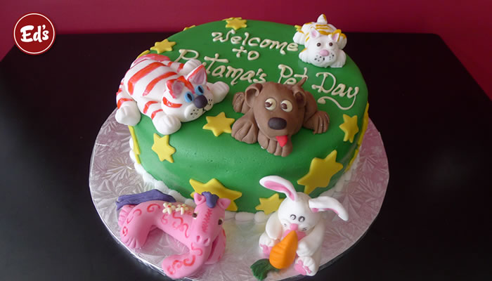 Dog Theme Cake
