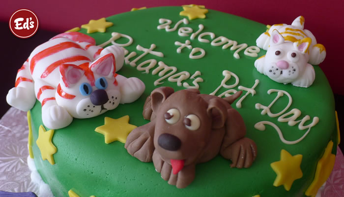 Dog Theme Cake