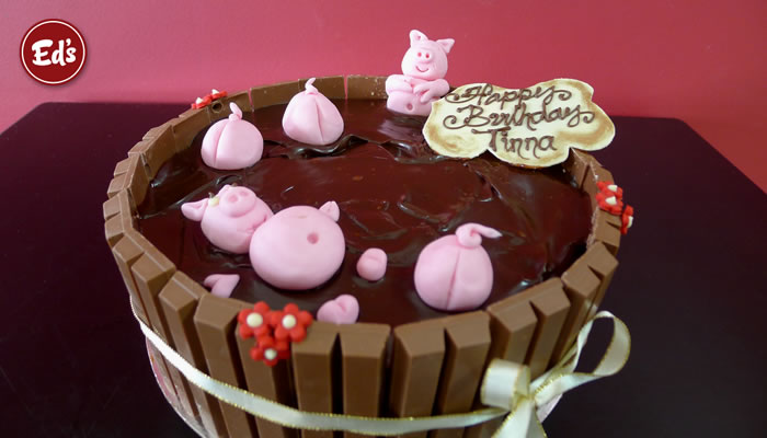 Piggy Birthday Cakes
