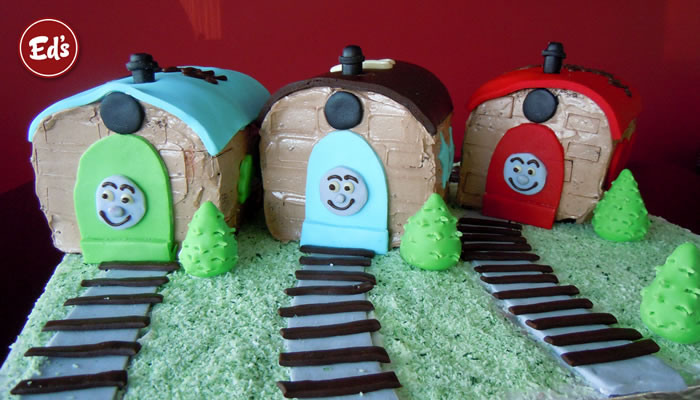 Thomas the Tank Birthday Cakes
