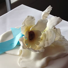 Lily Wedding Cake